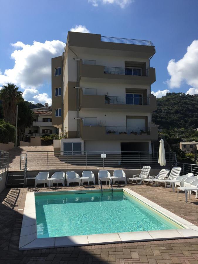 Sapphire Penthouse Apartment Tropea Bagian luar foto