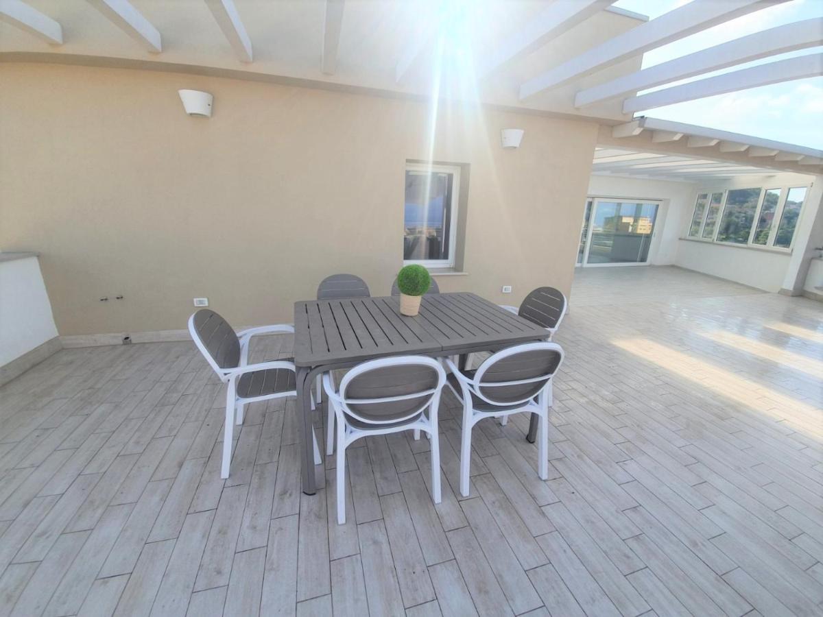 Sapphire Penthouse Apartment Tropea Bagian luar foto
